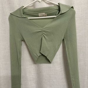 Green crop top